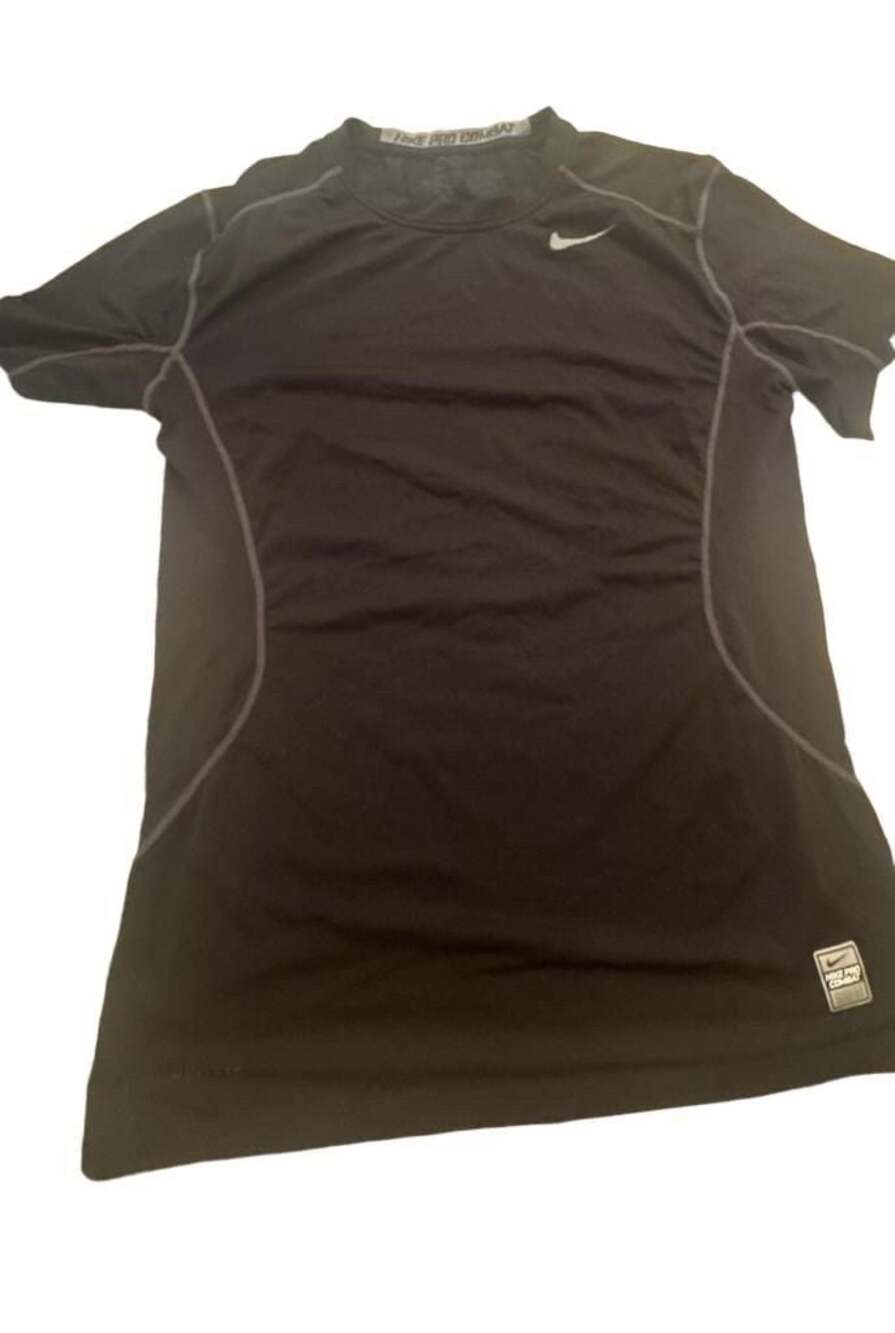 M Nike Pro Combat Dri-Fit Fitted Workout Short Sleeve Shirt